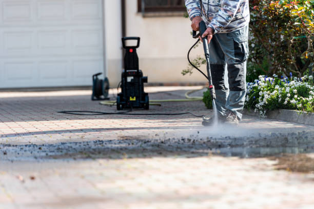 Best Deck Pressure Washing  in Tullytown, PA